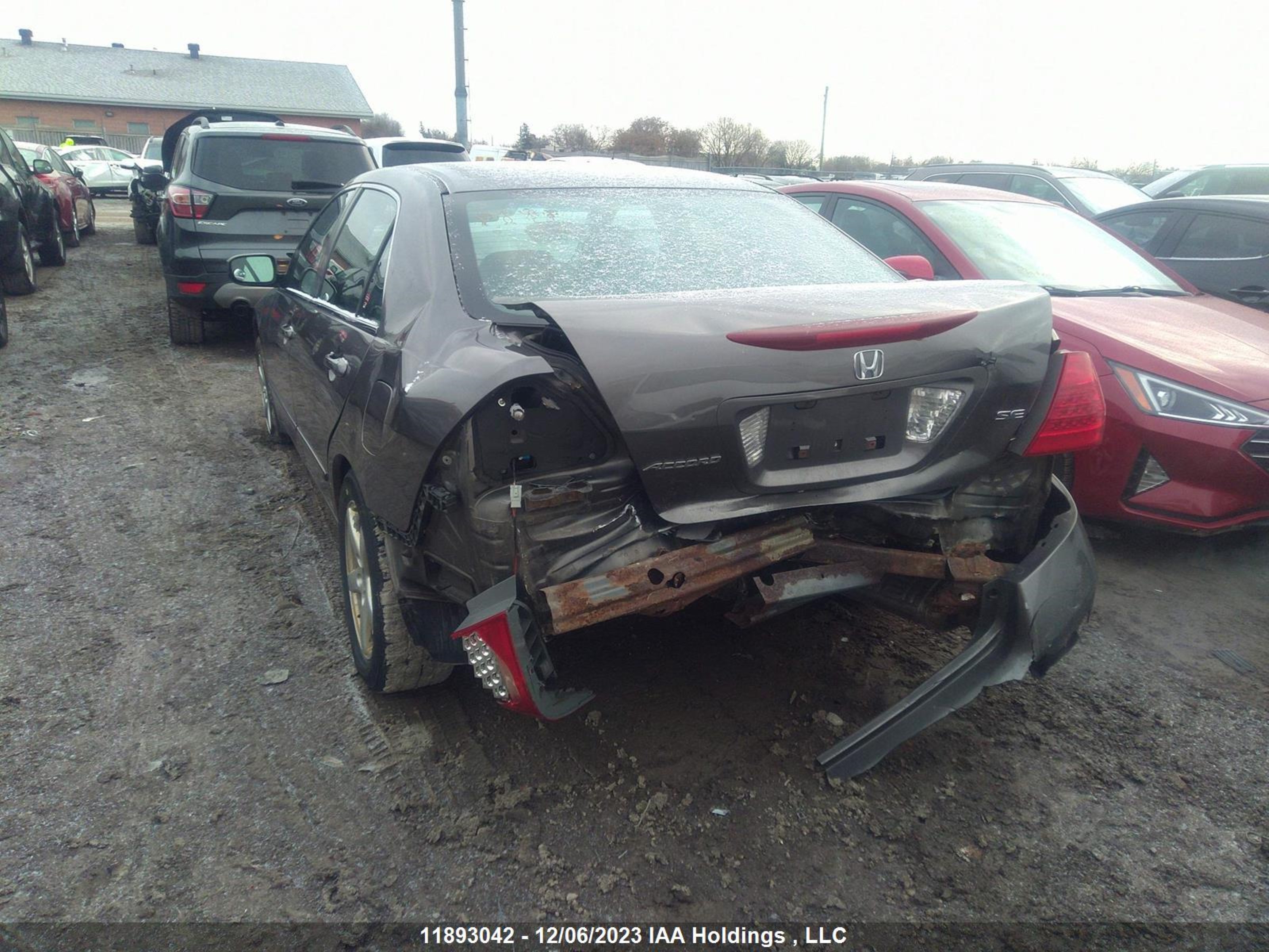 Photo 2 VIN: 1HGCM56767A809804 - HONDA ACCORD 