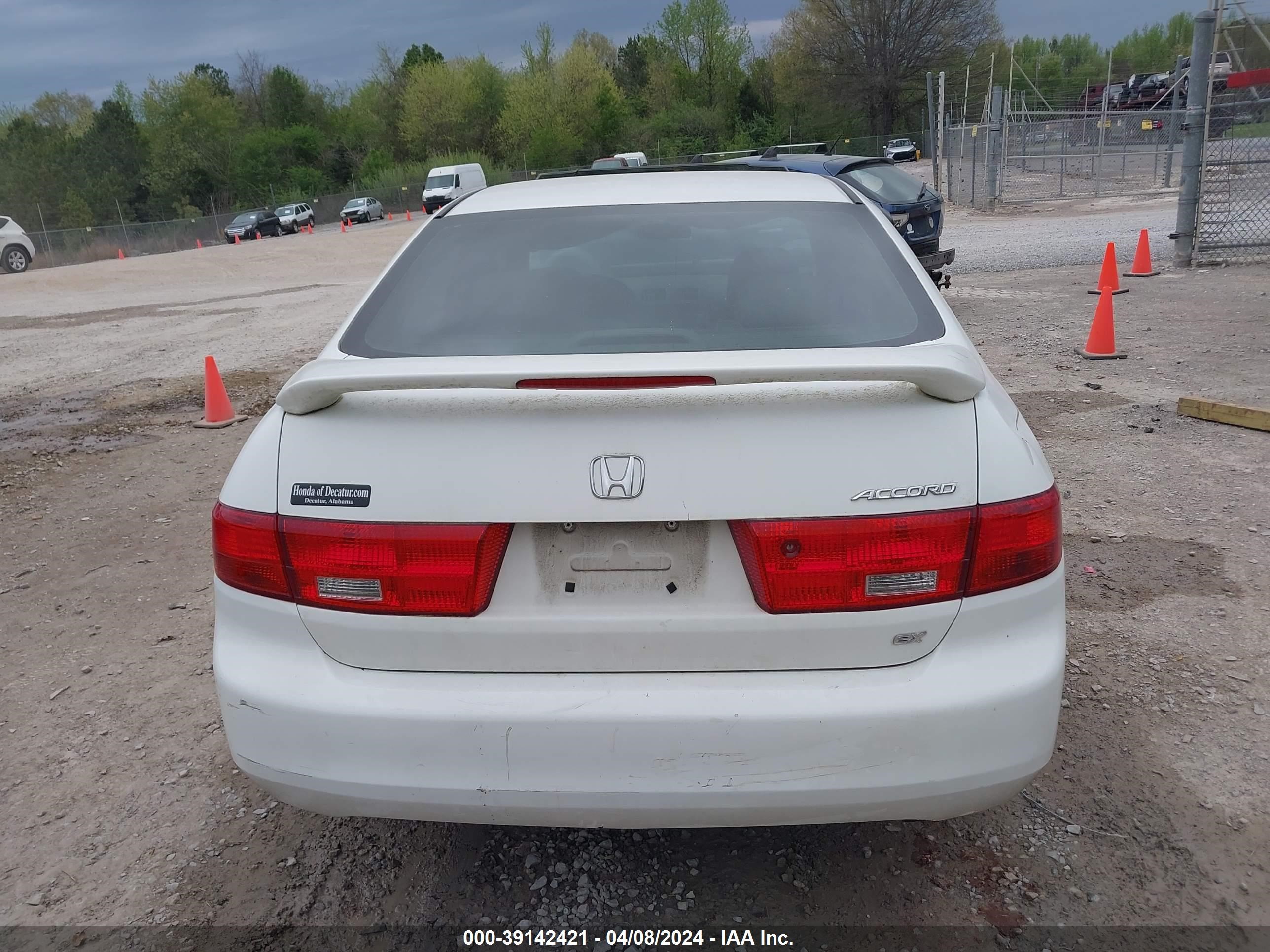 Photo 16 VIN: 1HGCM56775A027976 - HONDA ACCORD 