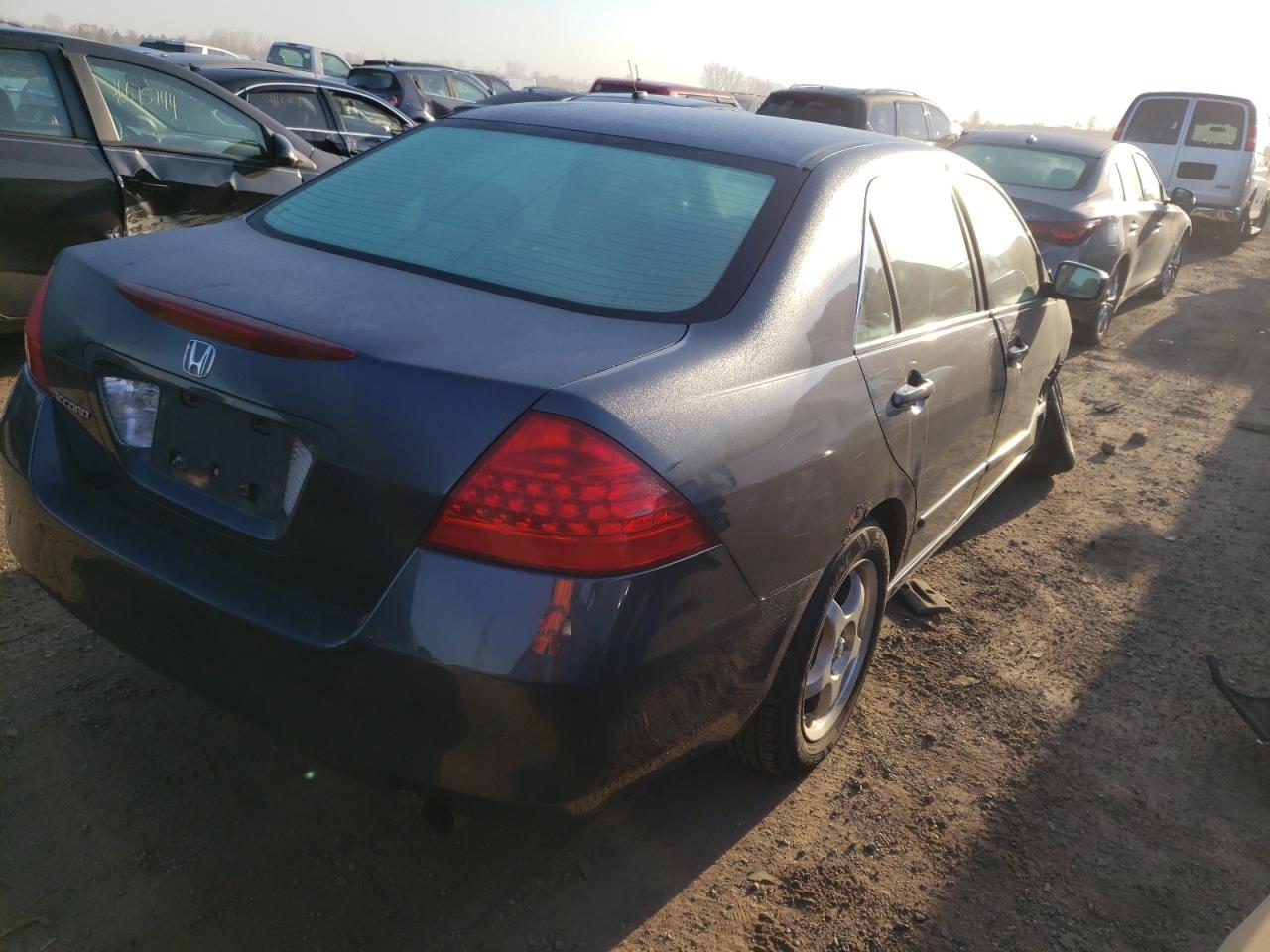 Photo 2 VIN: 1HGCM56777A079630 - HONDA ACCORD 