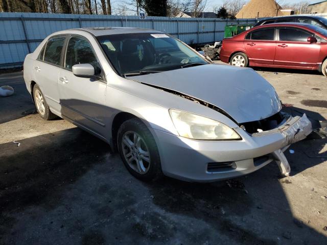 Photo 3 VIN: 1HGCM56786A012257 - HONDA ACCORD 