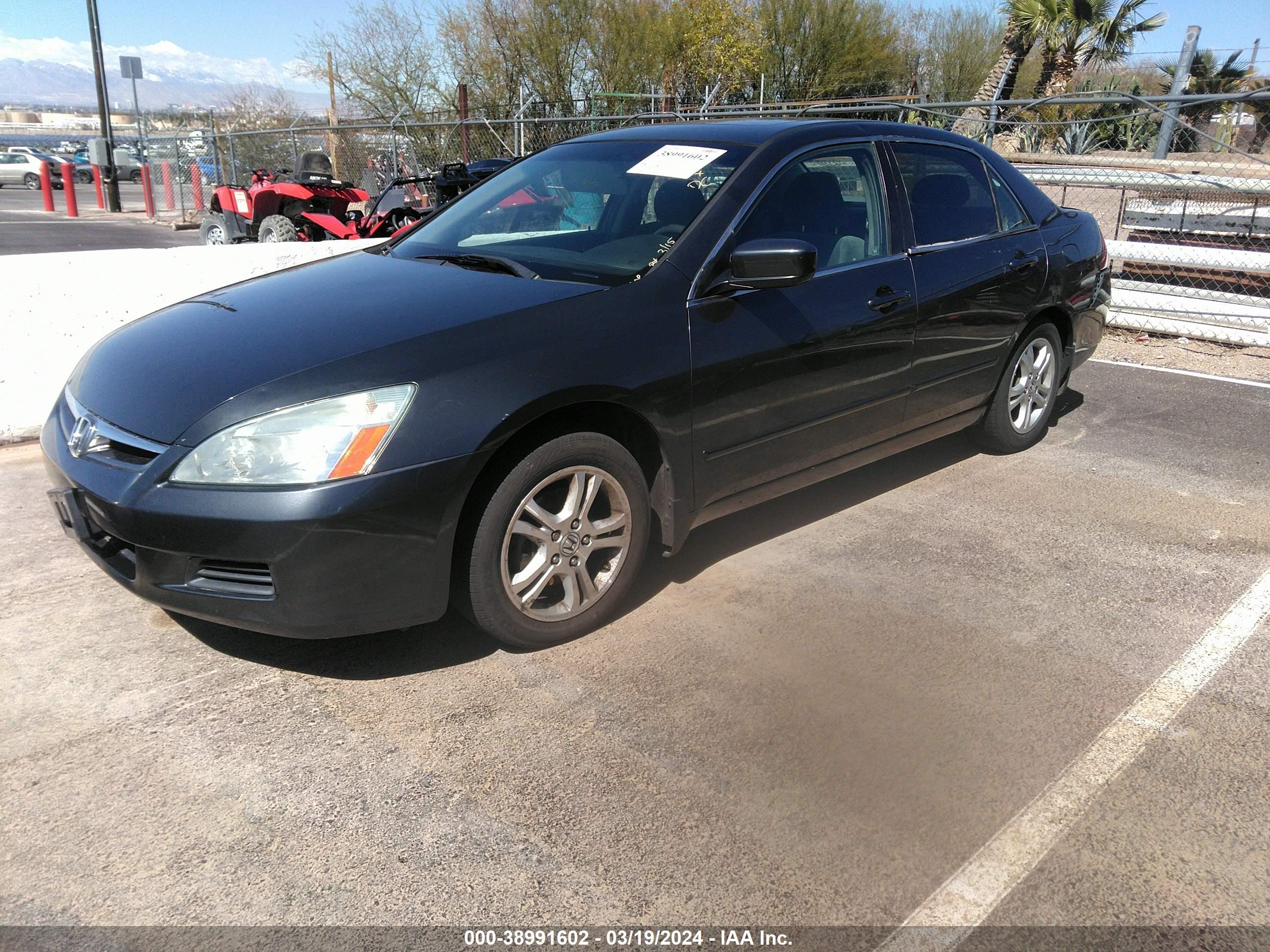 Photo 1 VIN: 1HGCM56786A039314 - HONDA ACCORD 