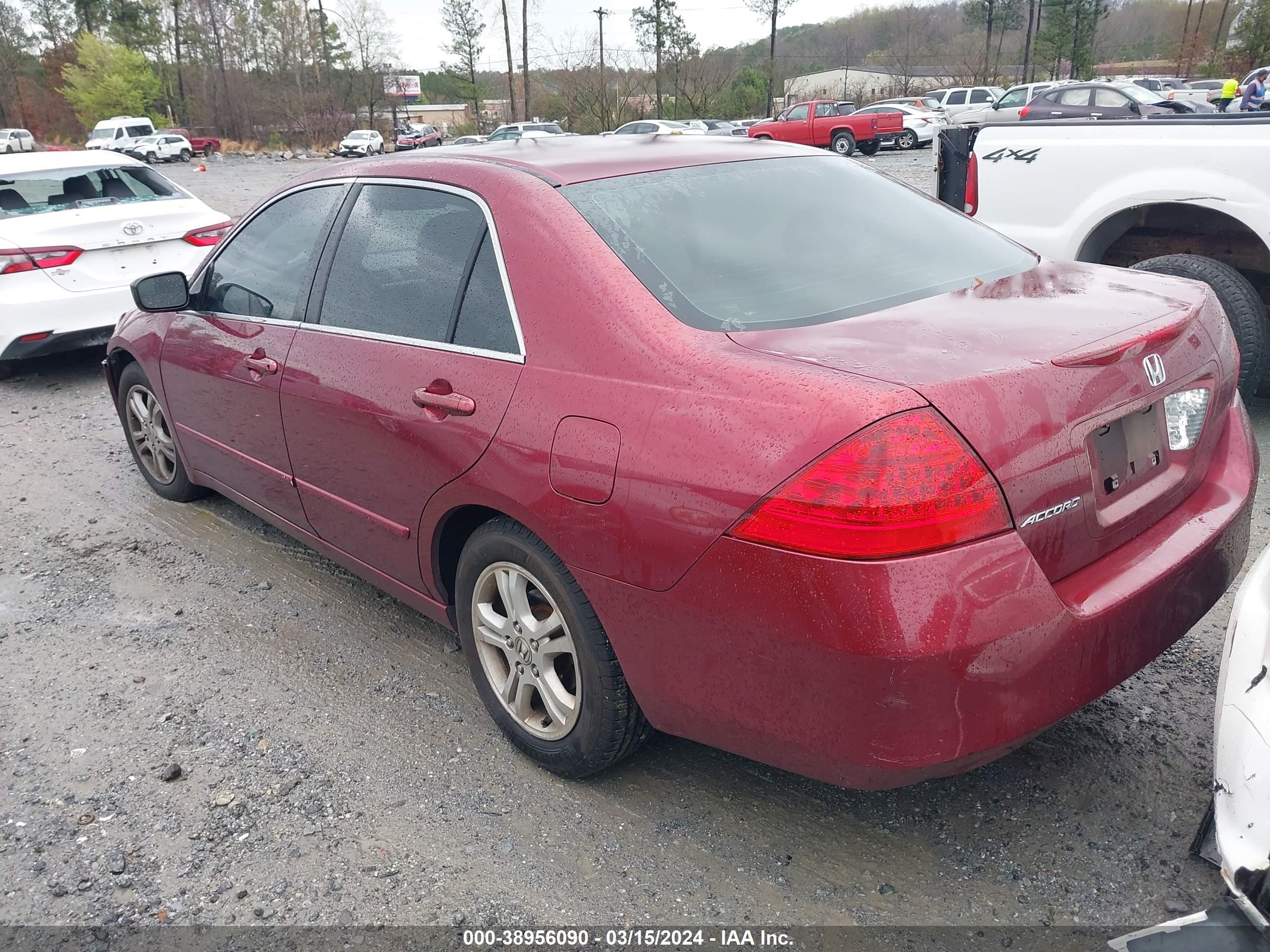 Photo 2 VIN: 1HGCM56786A046084 - HONDA ACCORD 