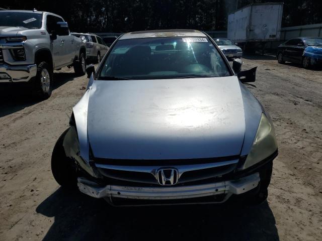 Photo 4 VIN: 1HGCM56786A151692 - HONDA ACCORD EX 