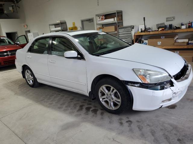 Photo 3 VIN: 1HGCM56787A029786 - HONDA ACCORD 