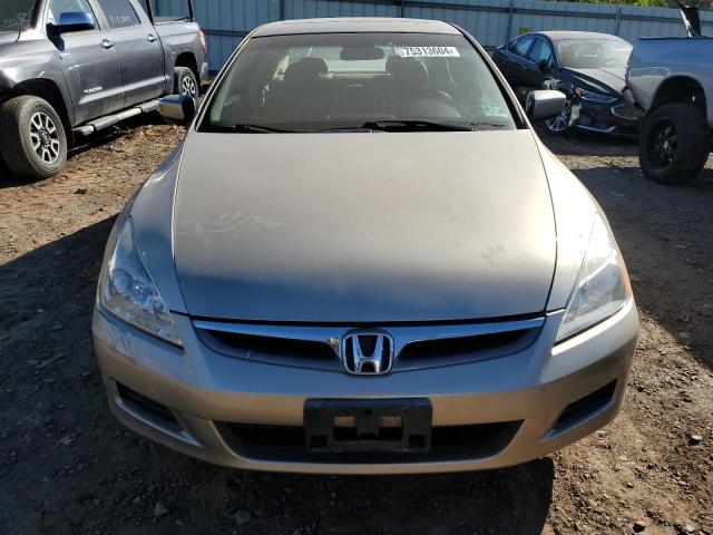 Photo 4 VIN: 1HGCM56796A131368 - HONDA ACCORD EX 