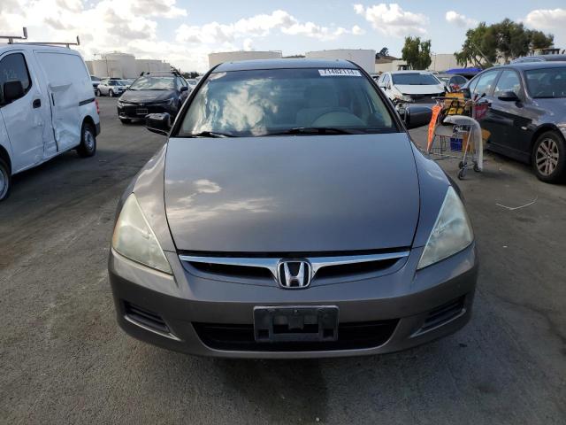 Photo 4 VIN: 1HGCM56797A013127 - HONDA ACCORD EX 