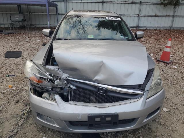 Photo 4 VIN: 1HGCM56797A056463 - HONDA ACCORD 