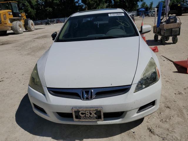 Photo 4 VIN: 1HGCM56797A211917 - HONDA ACCORD 