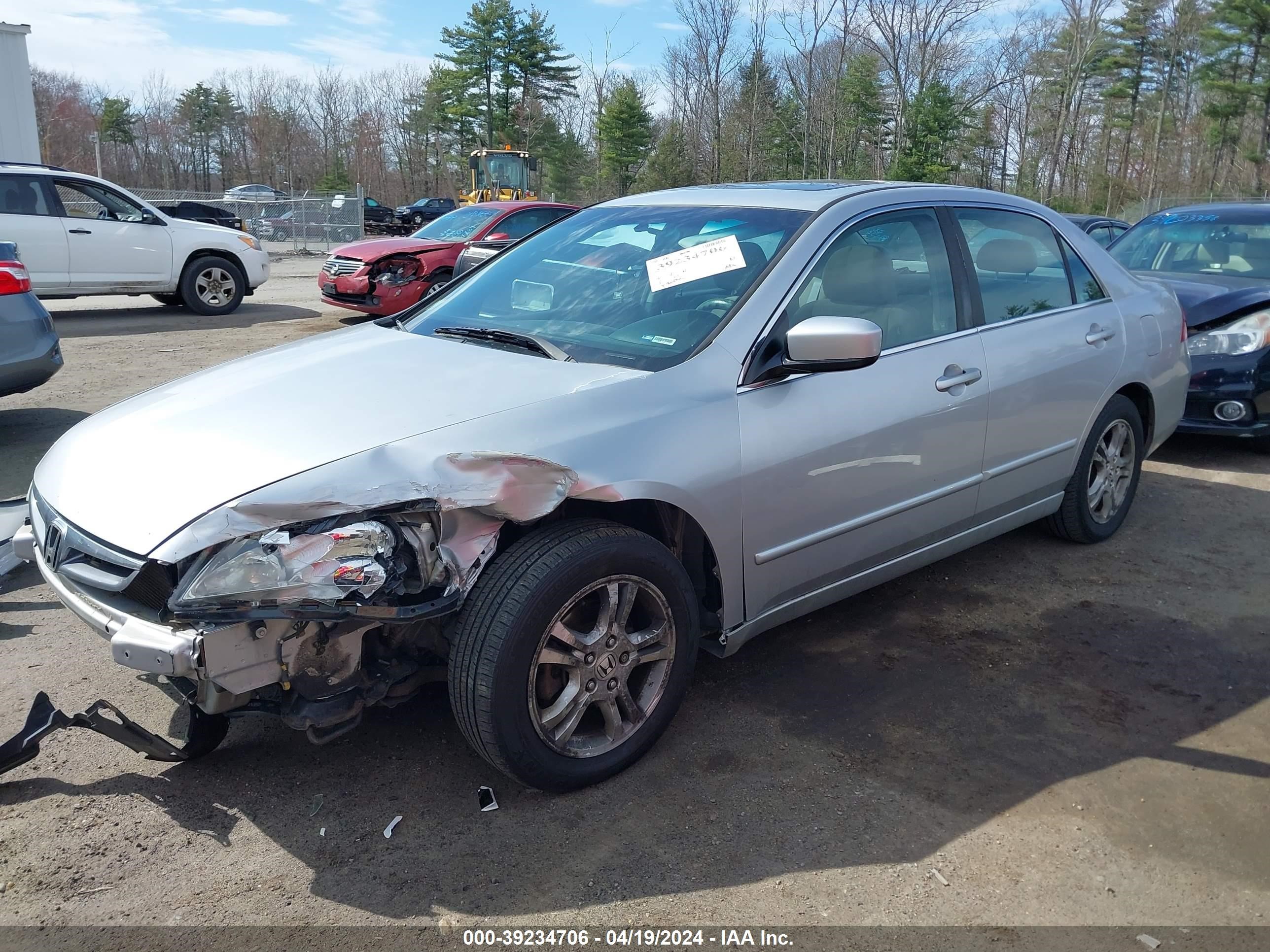 Photo 1 VIN: 1HGCM567X6A159552 - HONDA ACCORD 