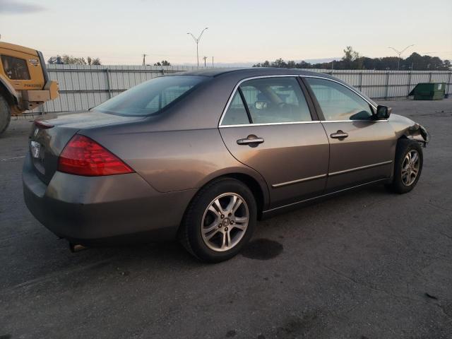 Photo 2 VIN: 1HGCM567X6A168719 - HONDA ACCORD EX 