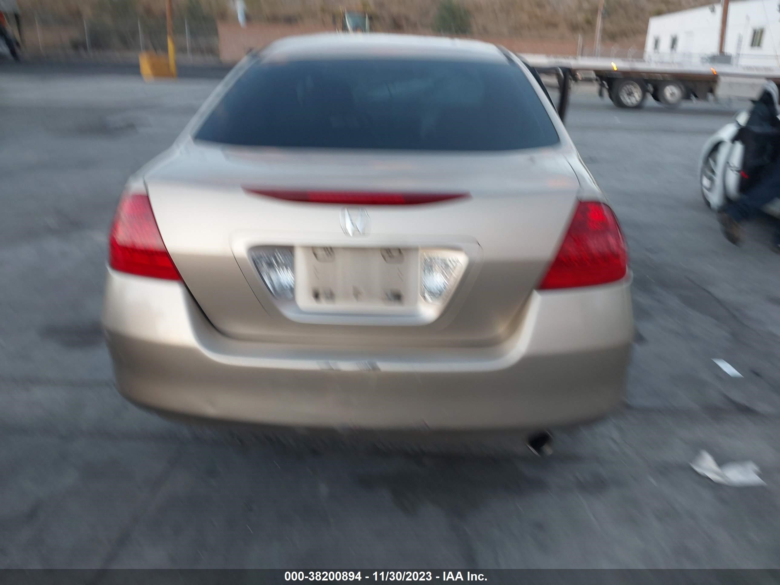 Photo 16 VIN: 1HGCM567X6A184970 - HONDA ACCORD 