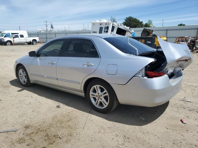 Photo 1 VIN: 1HGCM567X7A088905 - HONDA ACCORD 