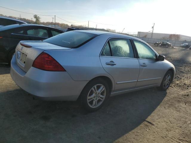 Photo 2 VIN: 1HGCM567X7A163179 - HONDA ACCORD EX 