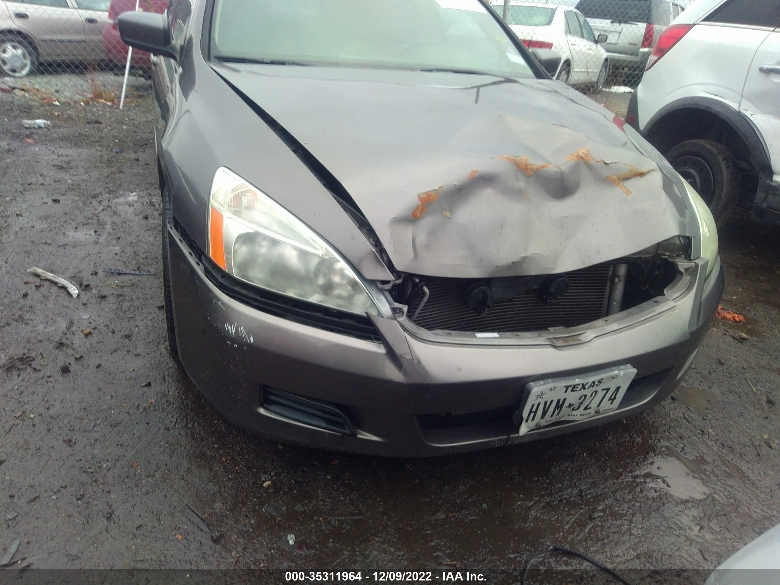 Photo 5 VIN: 1HGCM567X7A215636 - HONDA ACCORD 