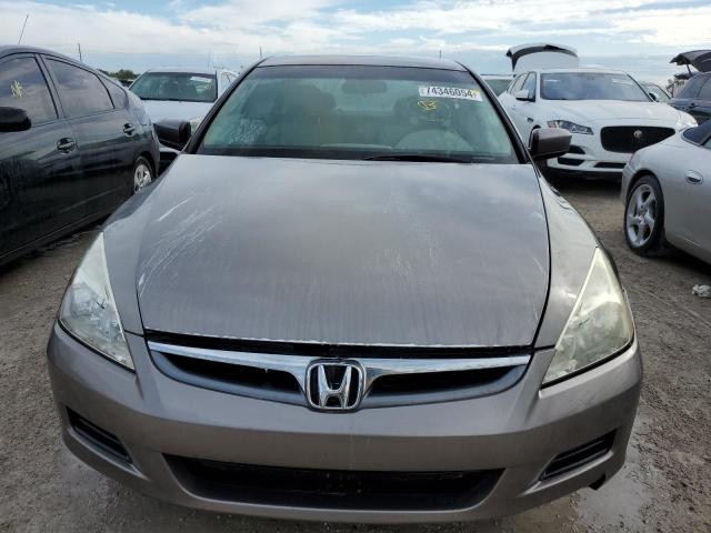 Photo 4 VIN: 1HGCM56806A129131 - HONDA ACCORD EX 