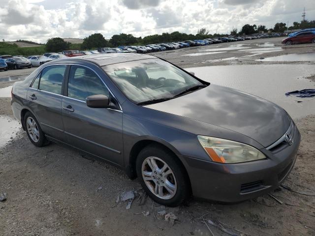 Photo 3 VIN: 1HGCM56807A004132 - HONDA ACCORD EX 