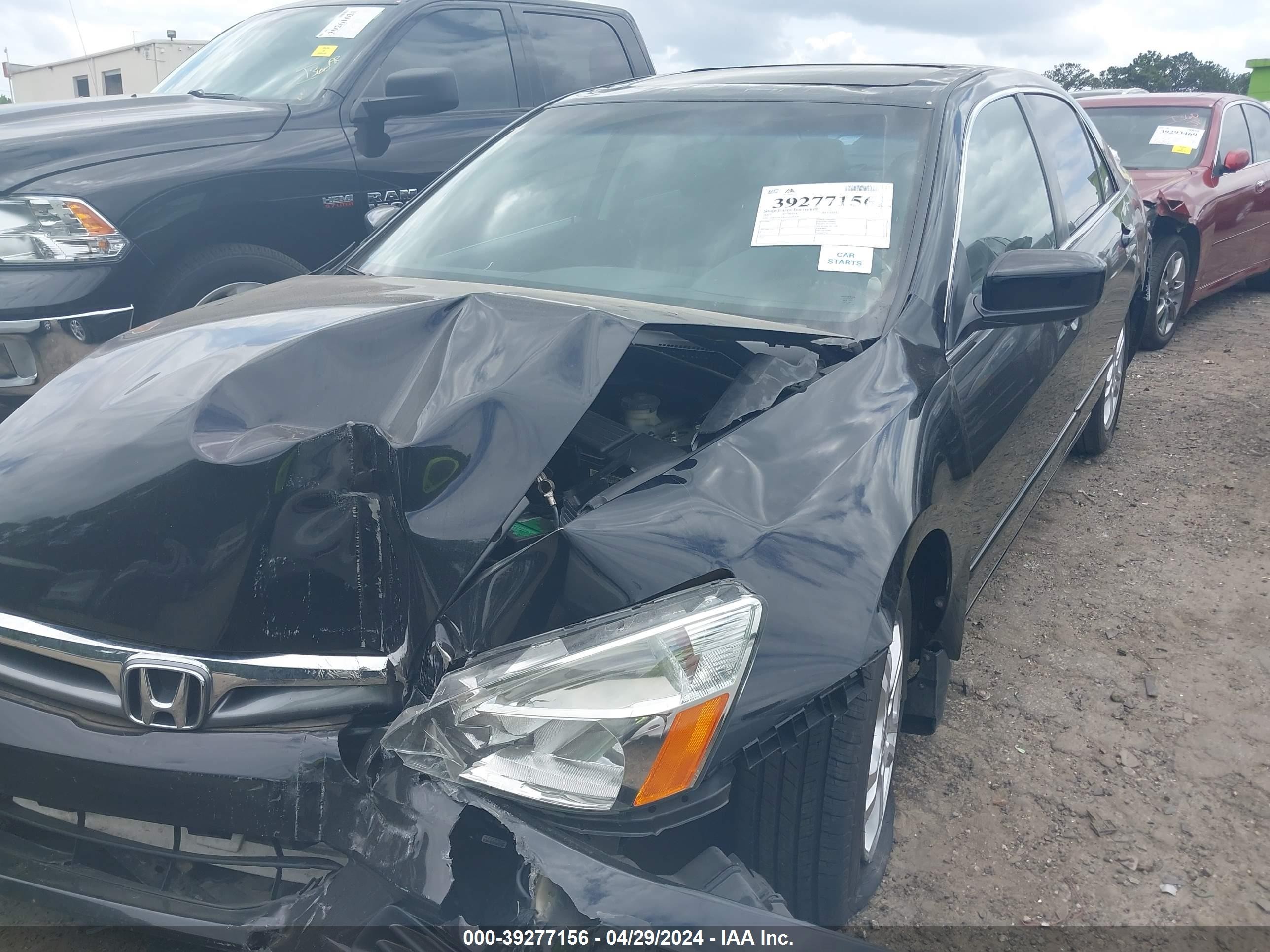 Photo 1 VIN: 1HGCM56807A031105 - HONDA ACCORD 