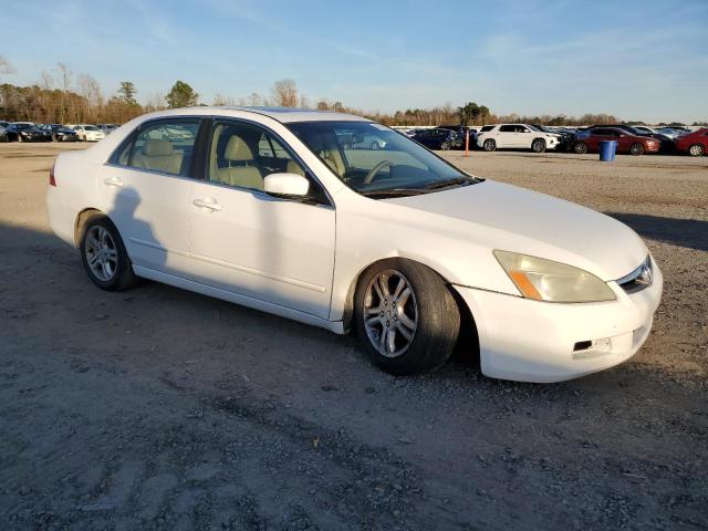 Photo 3 VIN: 1HGCM56807A098657 - HONDA ACCORD 