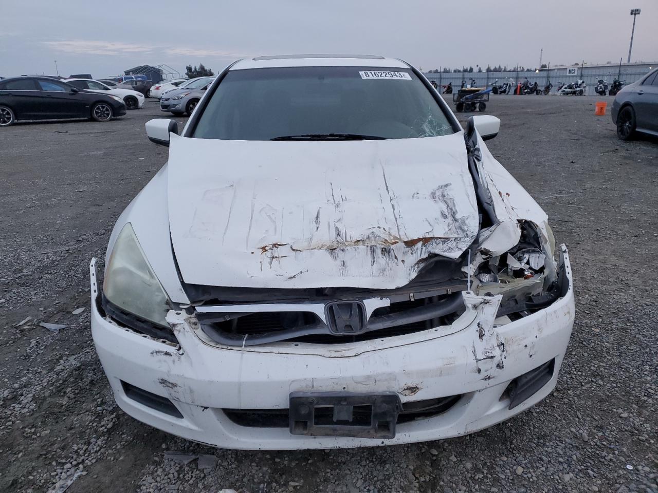 Photo 4 VIN: 1HGCM56807A121323 - HONDA ACCORD 