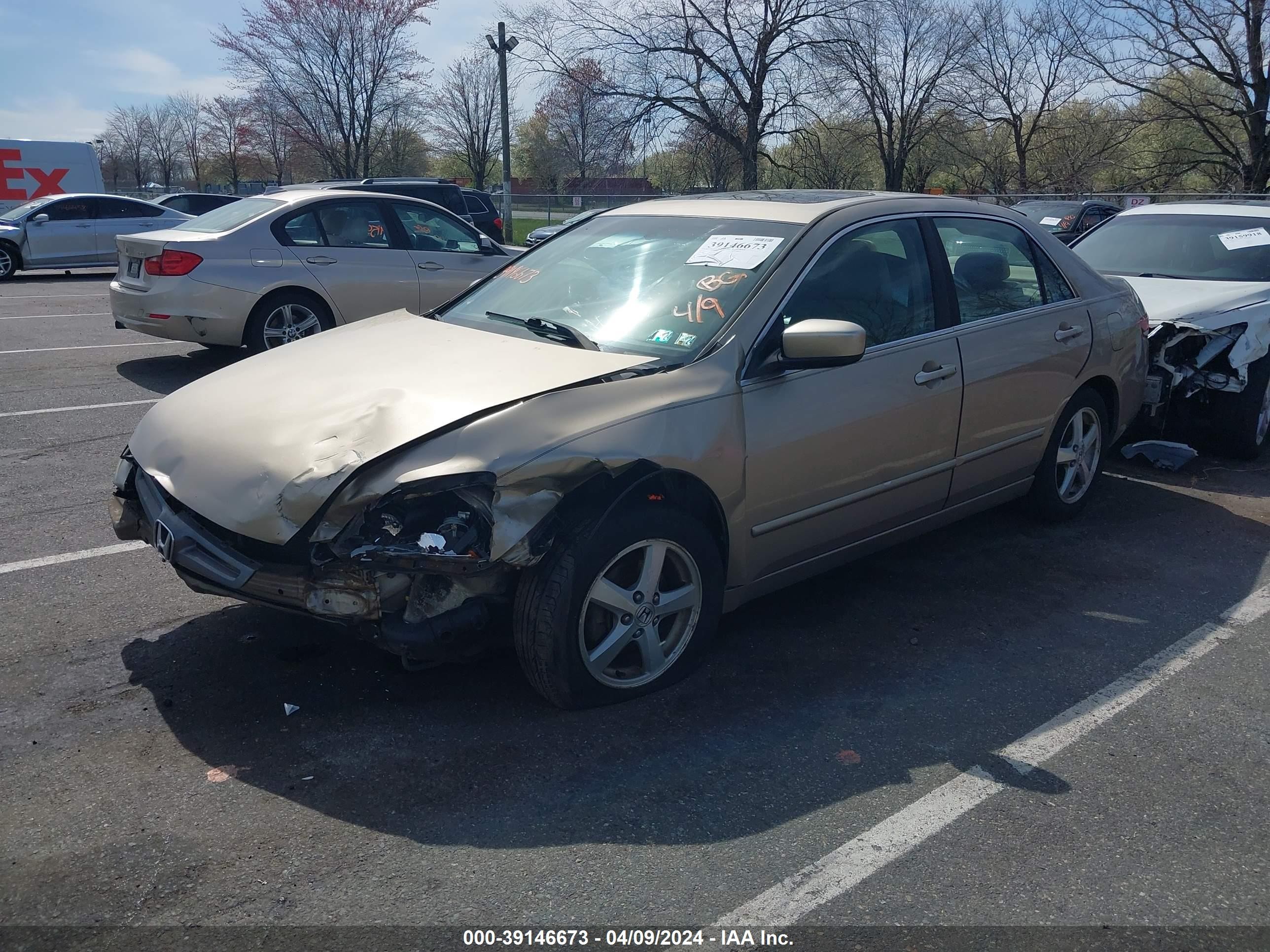 Photo 1 VIN: 1HGCM56814A096718 - HONDA ACCORD 