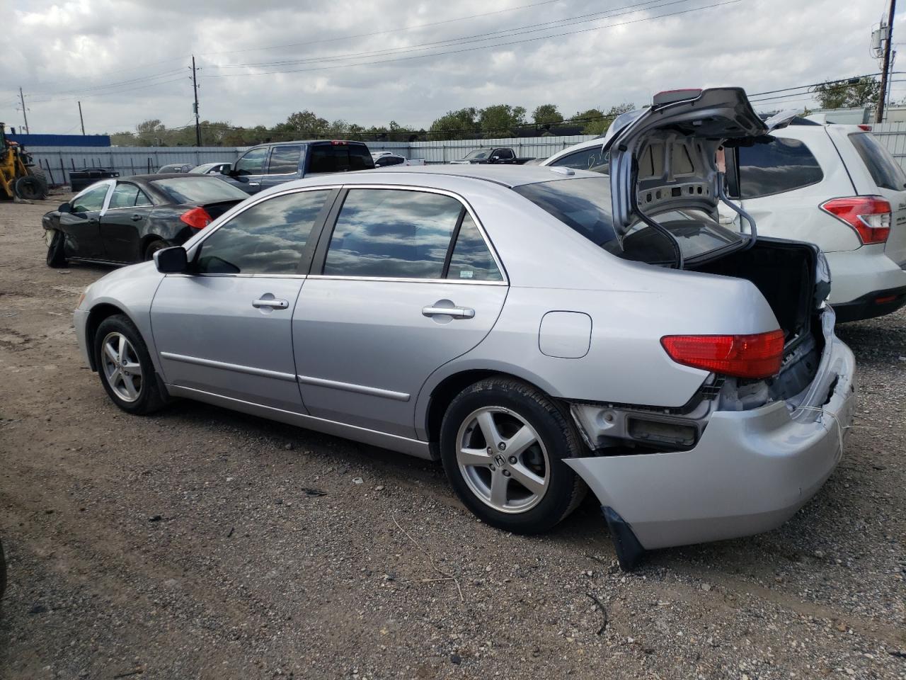 Photo 1 VIN: 1HGCM56815A017453 - HONDA ACCORD 