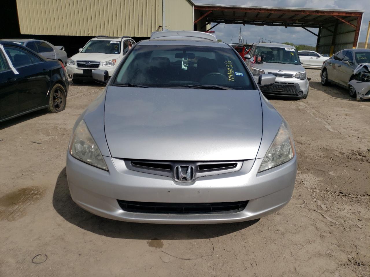 Photo 4 VIN: 1HGCM56815A017453 - HONDA ACCORD 