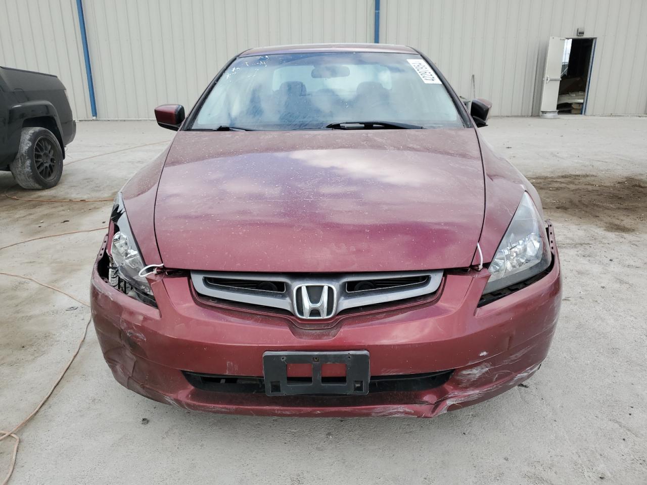 Photo 4 VIN: 1HGCM56815A150066 - HONDA ACCORD 