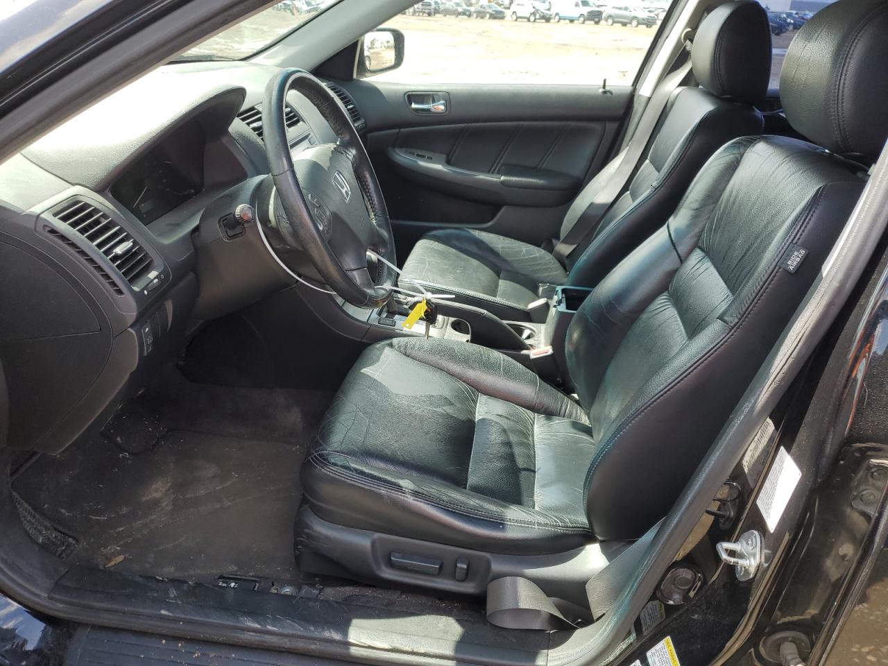 Photo 6 VIN: 1HGCM56817A004009 - HONDA ACCORD 