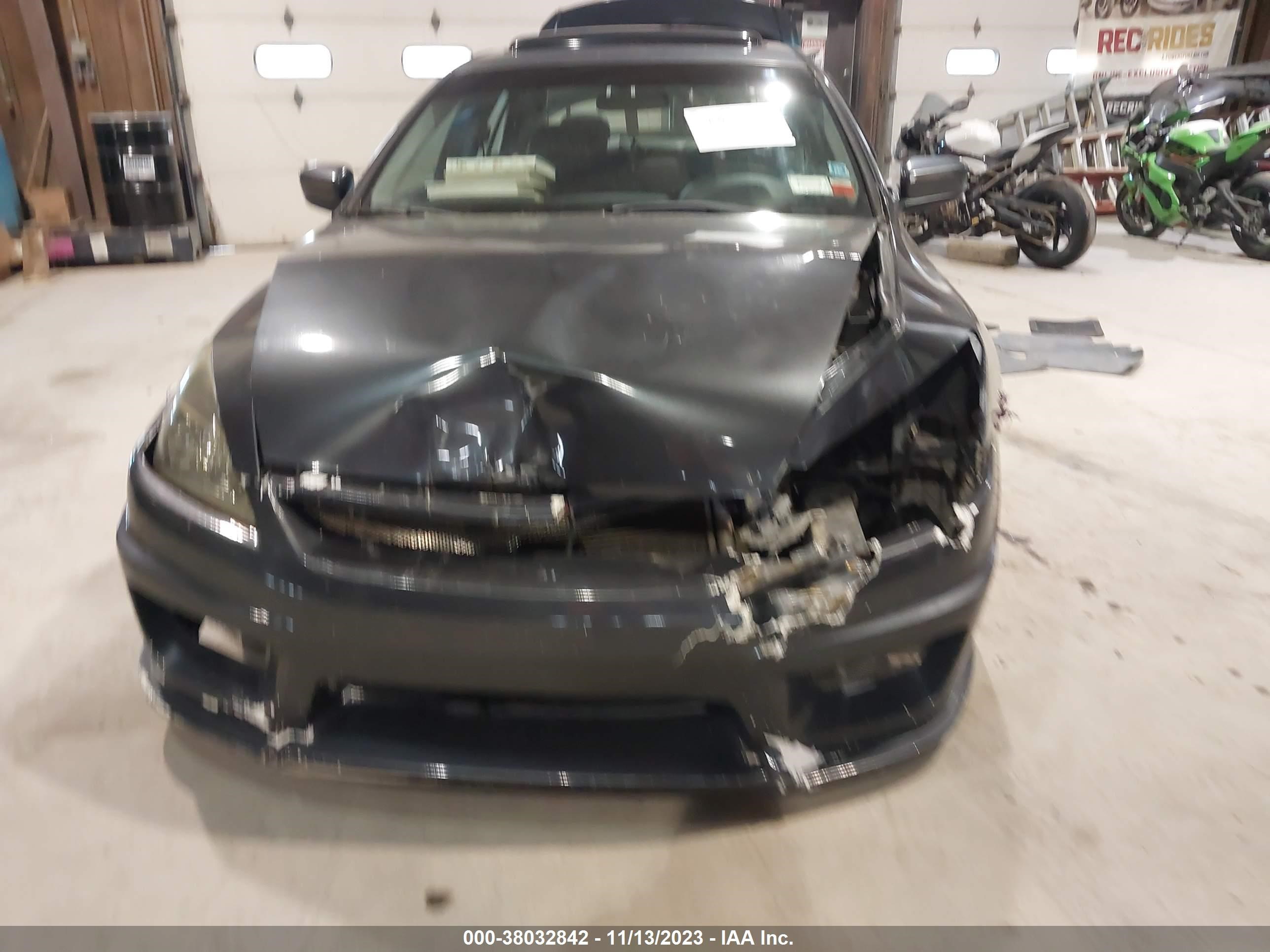 Photo 11 VIN: 1HGCM56817A004558 - HONDA ACCORD 