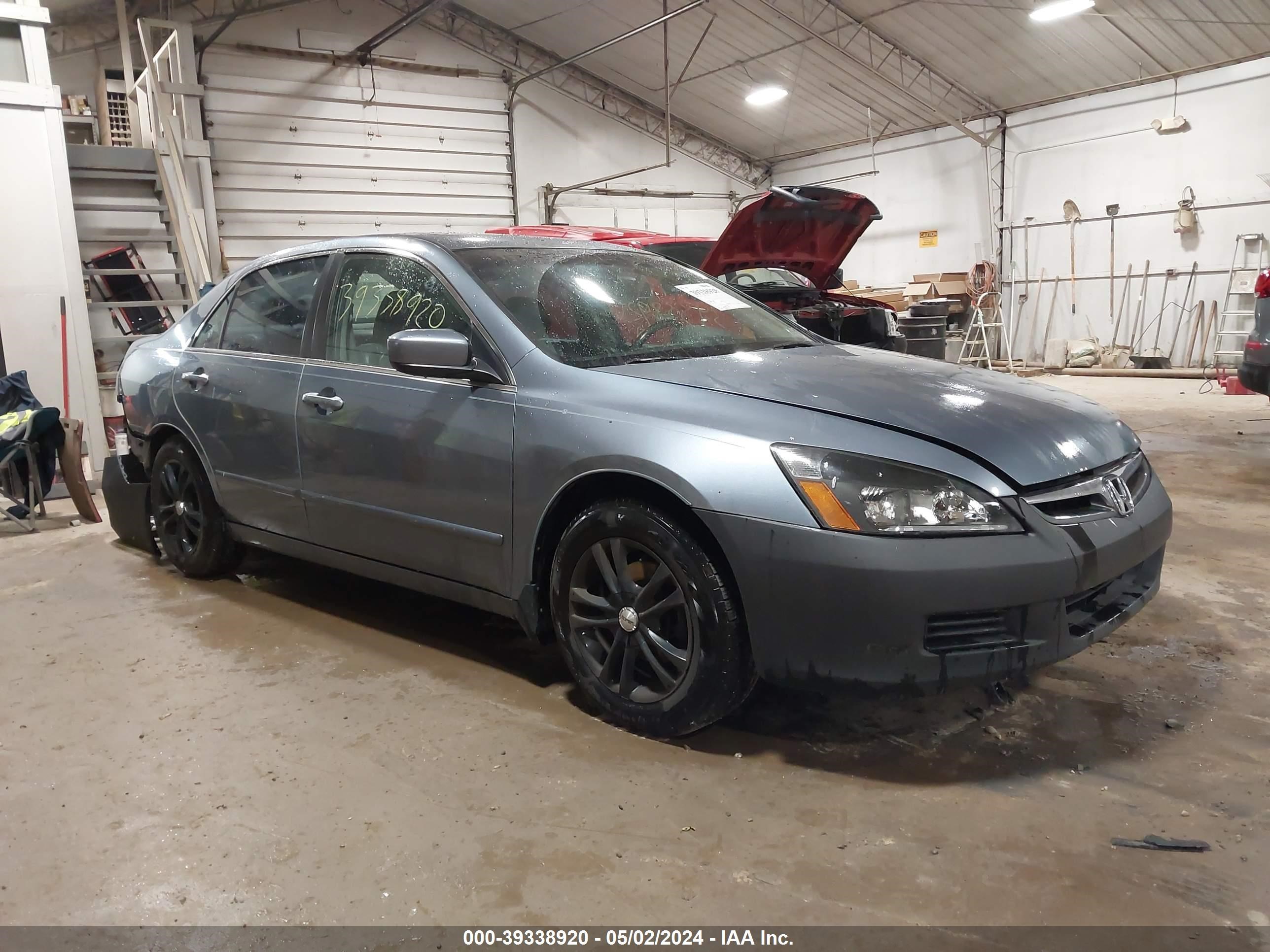 Photo 0 VIN: 1HGCM56817A056210 - HONDA ACCORD 