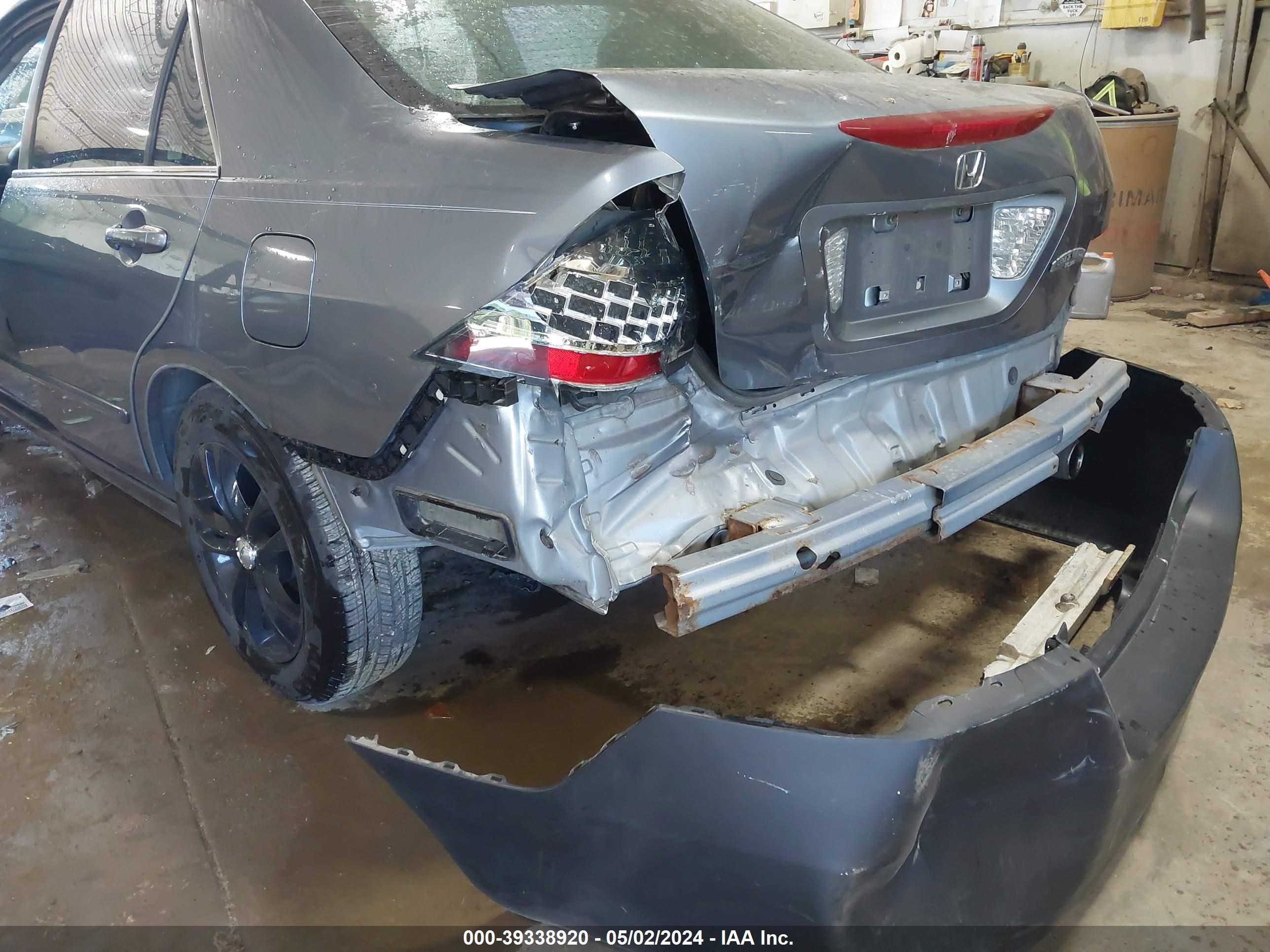 Photo 5 VIN: 1HGCM56817A056210 - HONDA ACCORD 