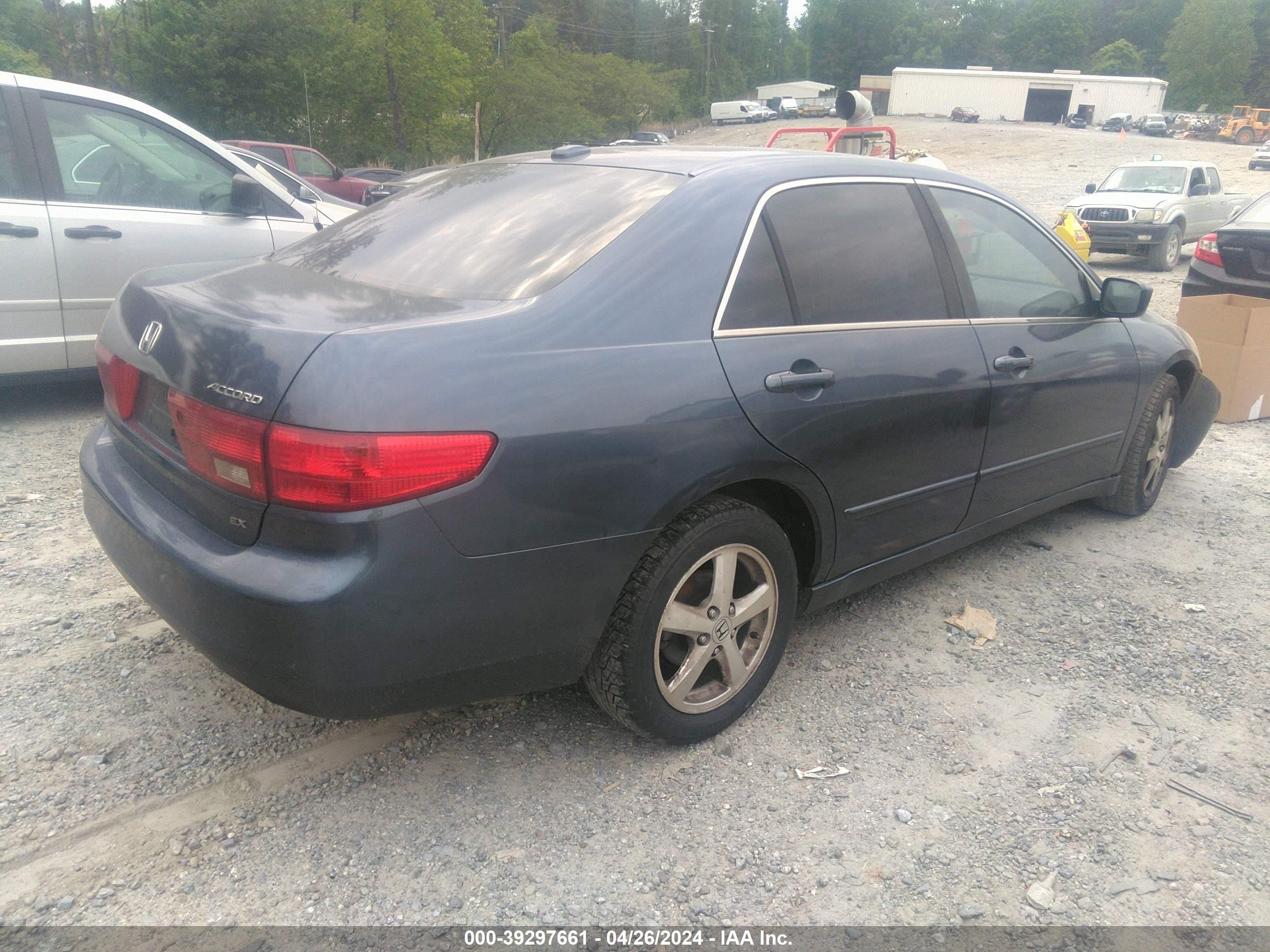 Photo 3 VIN: 1HGCM56825A037419 - HONDA ACCORD 