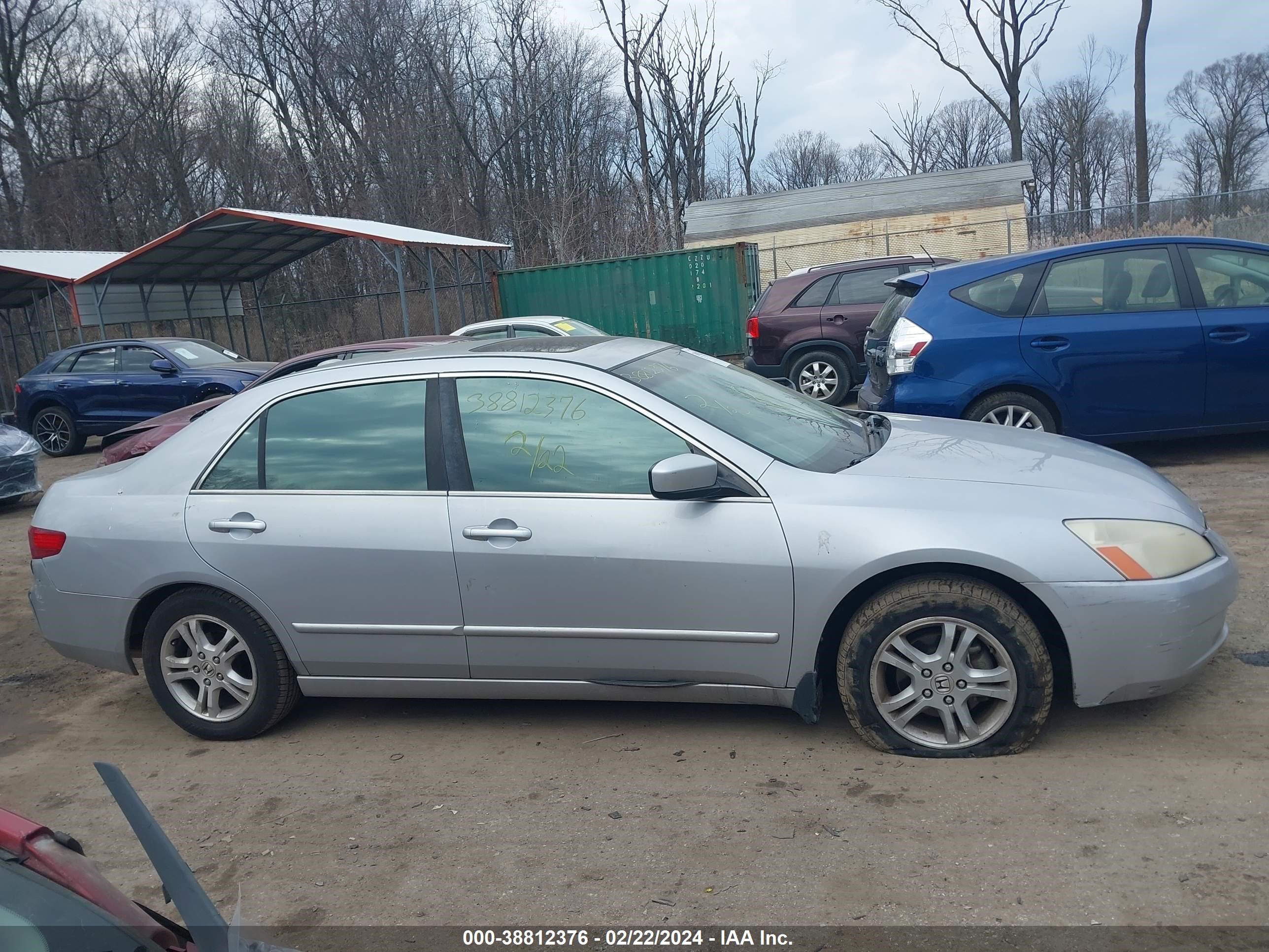 Photo 12 VIN: 1HGCM56825A120381 - HONDA ACCORD 