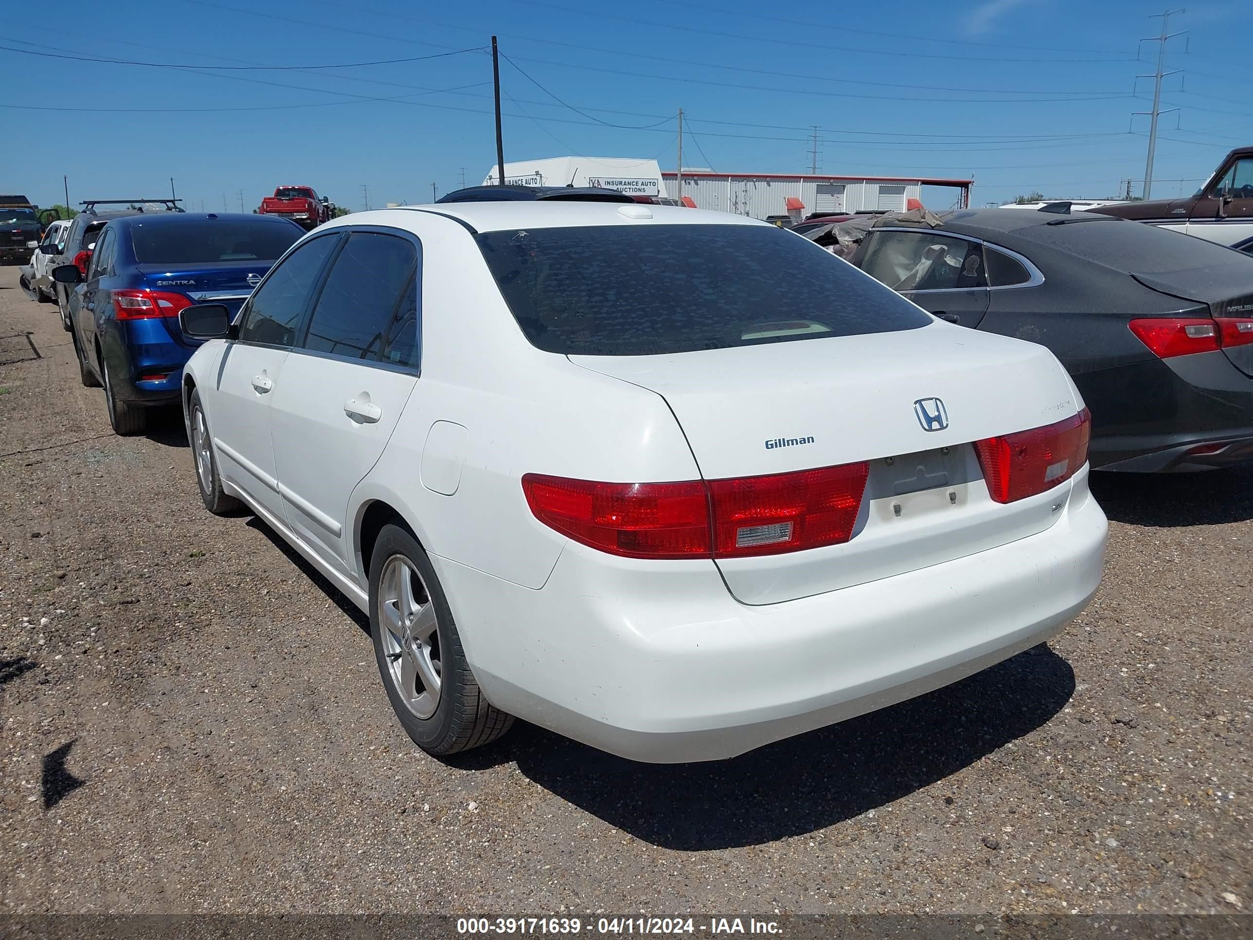 Photo 2 VIN: 1HGCM56825A131686 - HONDA ACCORD 