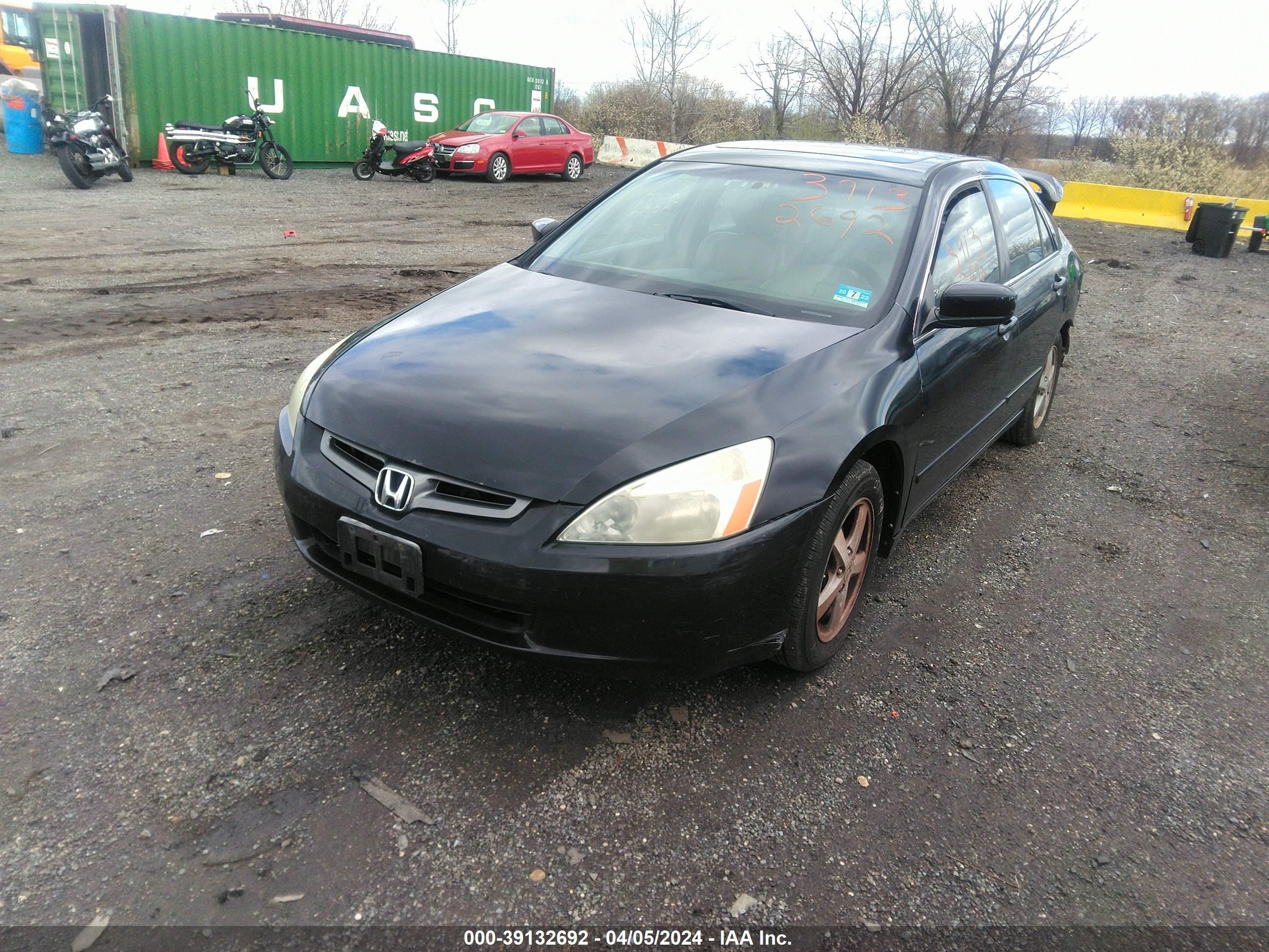 Photo 1 VIN: 1HGCM56825A183416 - HONDA ACCORD 