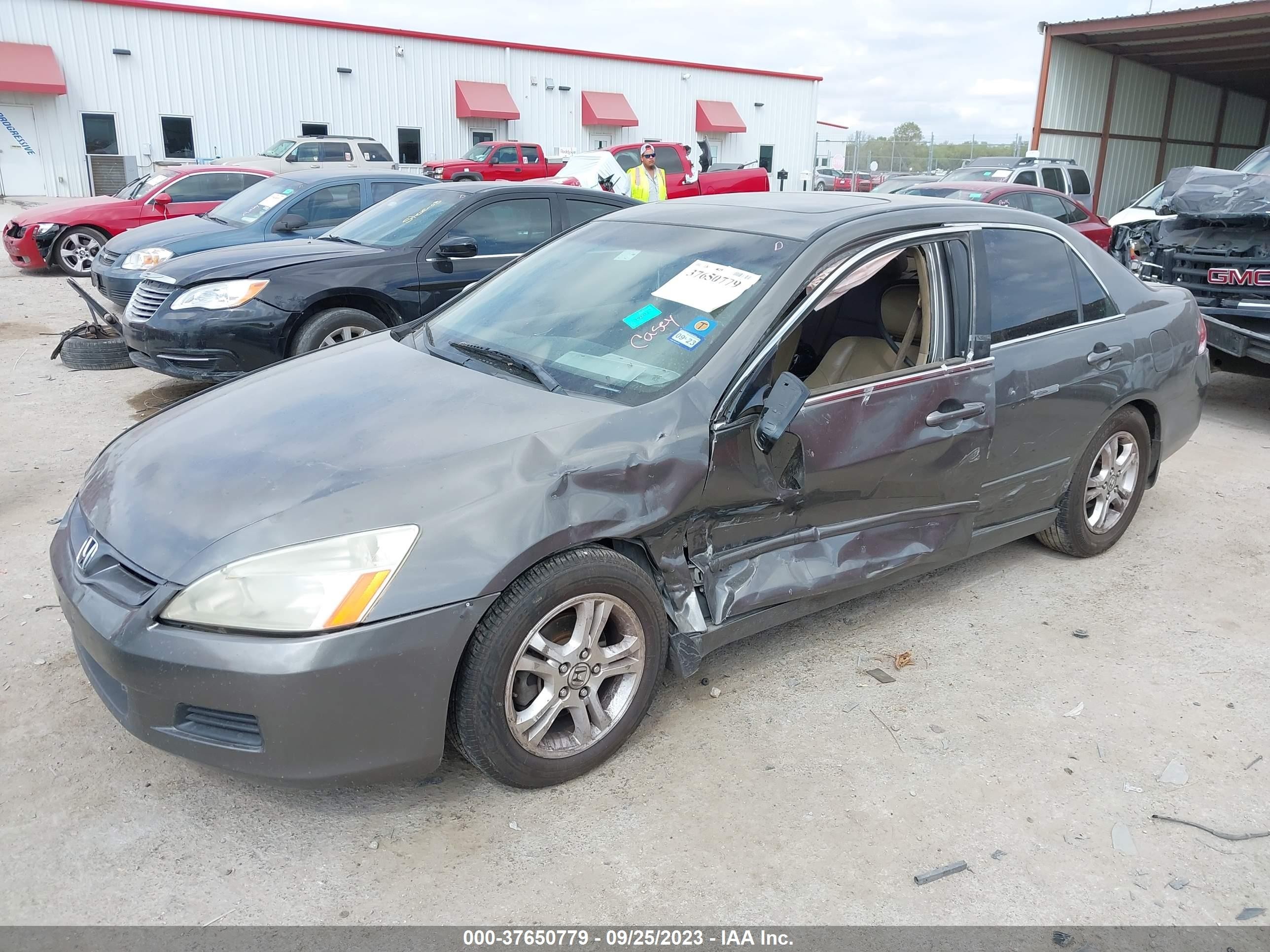 Photo 1 VIN: 1HGCM56826A099405 - HONDA ACCORD 