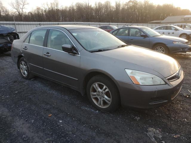 Photo 3 VIN: 1HGCM56826A147114 - HONDA ACCORD EX 