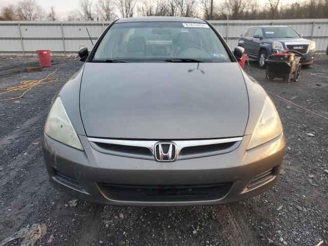 Photo 4 VIN: 1HGCM56826A147114 - HONDA ACCORD EX 