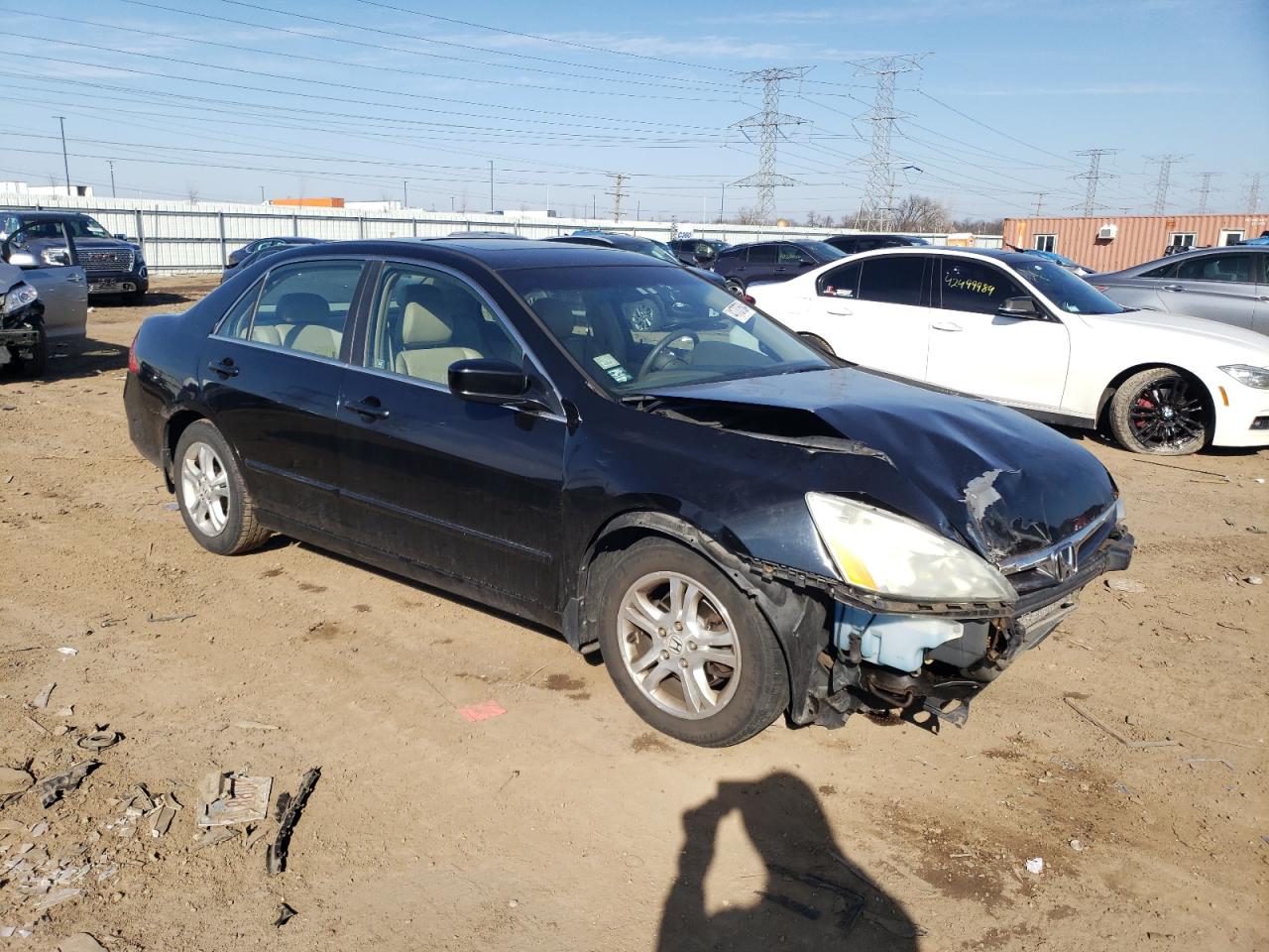 Photo 3 VIN: 1HGCM56827A109643 - HONDA ACCORD 