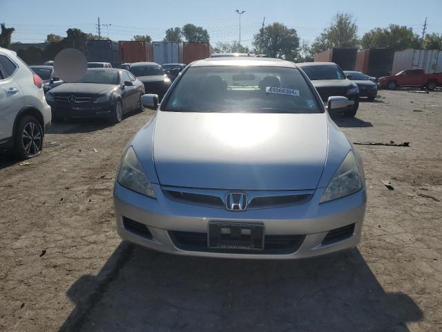 Photo 4 VIN: 1HGCM56827A137989 - HONDA ACCORD EX 