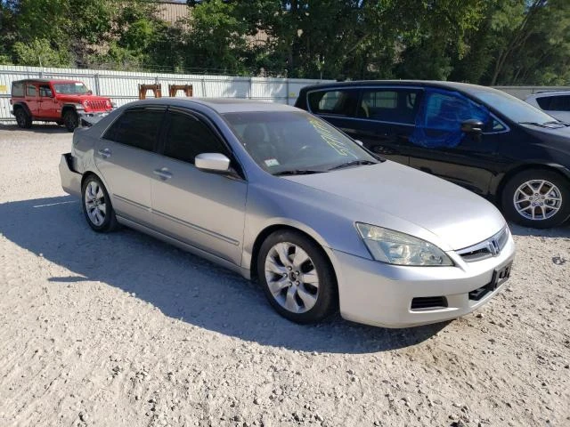 Photo 3 VIN: 1HGCM56837A061263 - HONDA ACCORD EX 