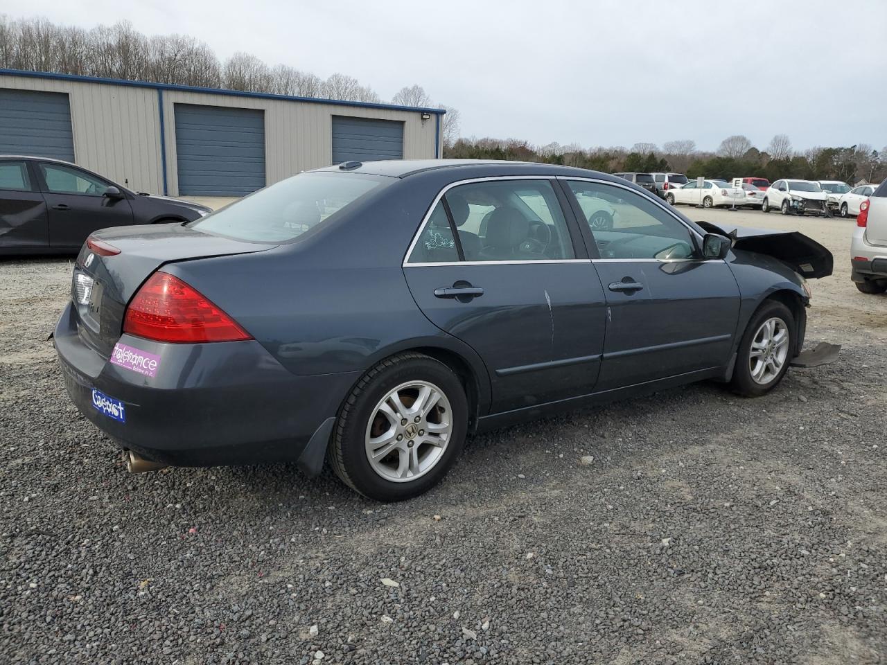 Photo 2 VIN: 1HGCM56837A133949 - HONDA ACCORD 