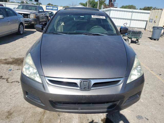 Photo 4 VIN: 1HGCM56837A205104 - HONDA ACCORD EX 