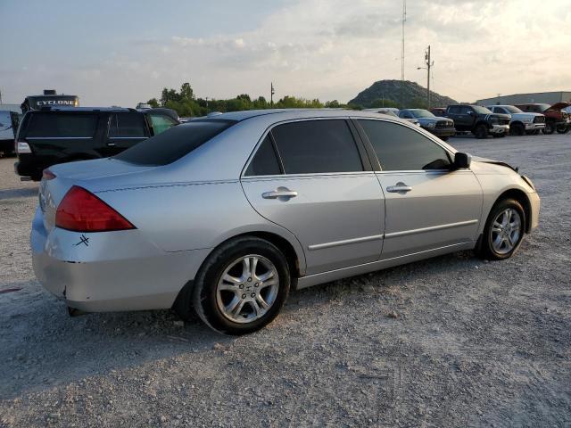 Photo 2 VIN: 1HGCM56846A110422 - HONDA ACCORD 