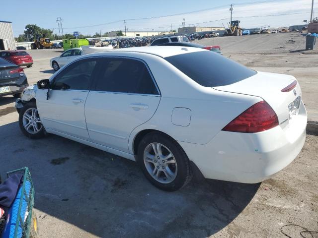 Photo 1 VIN: 1HGCM56847A213700 - HONDA ACCORD EX 