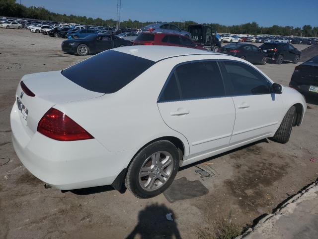 Photo 2 VIN: 1HGCM56847A213700 - HONDA ACCORD EX 