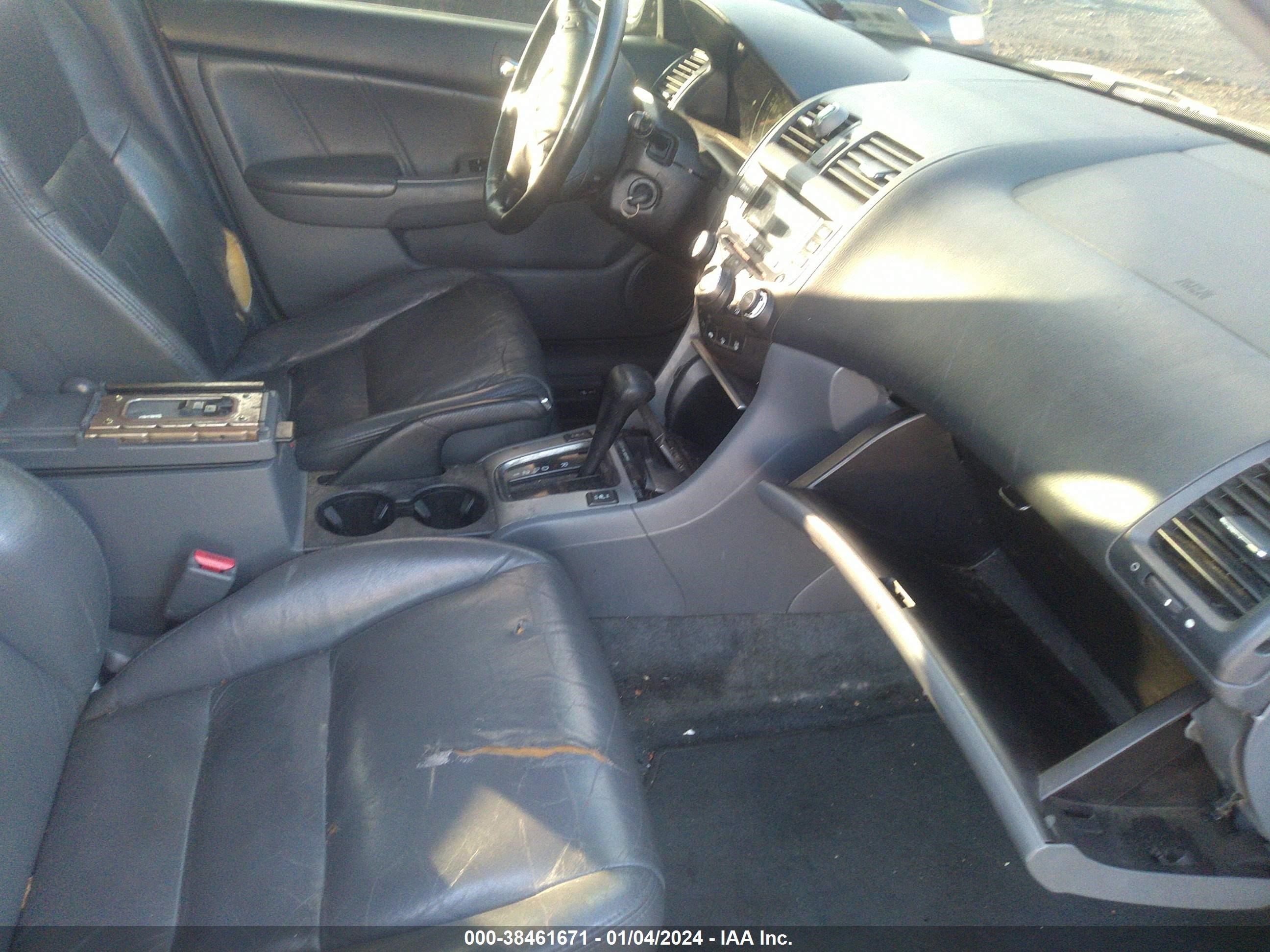 Photo 4 VIN: 1HGCM56854A044038 - HONDA ACCORD 