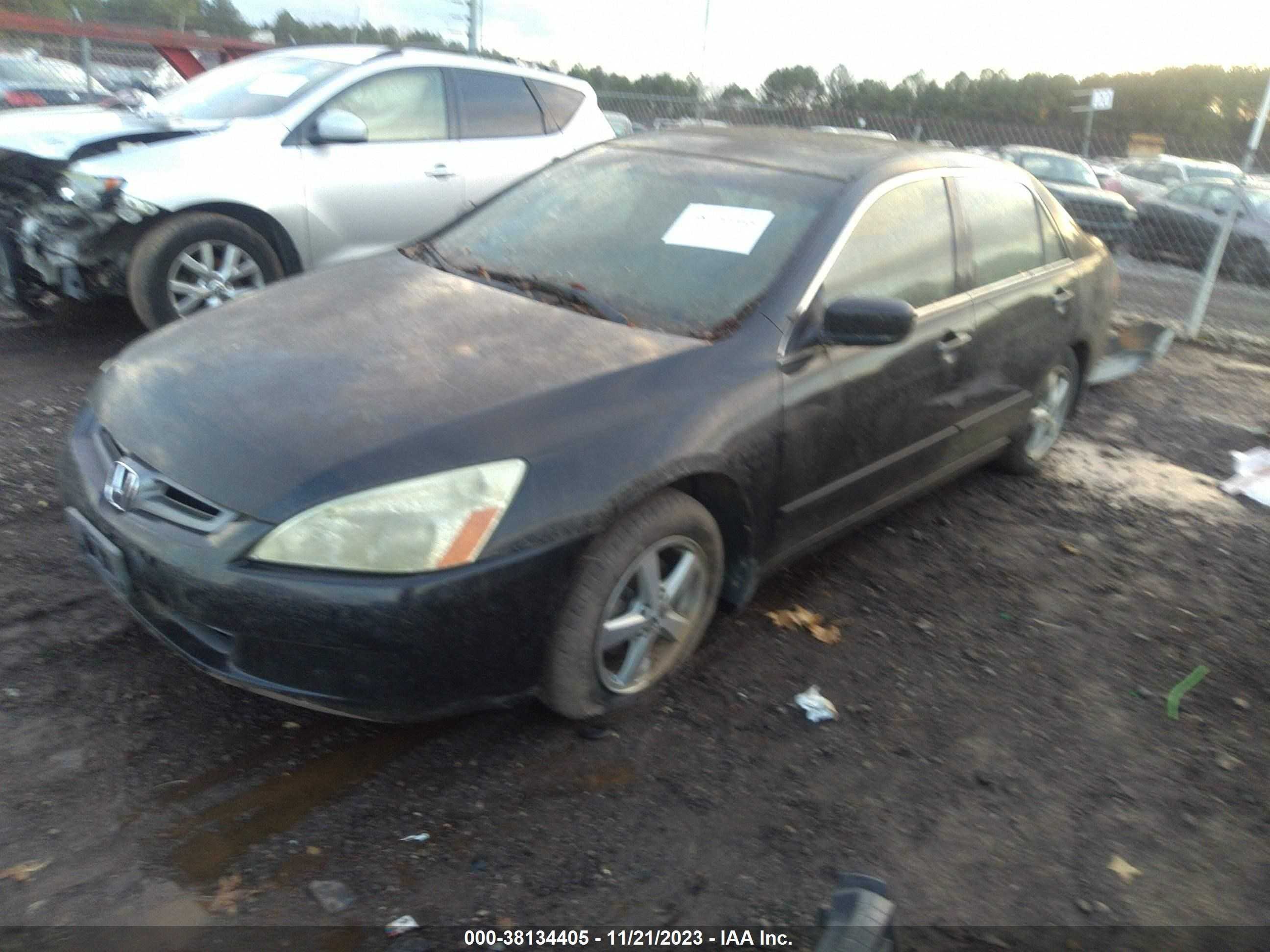 Photo 1 VIN: 1HGCM56854A059235 - HONDA ACCORD 