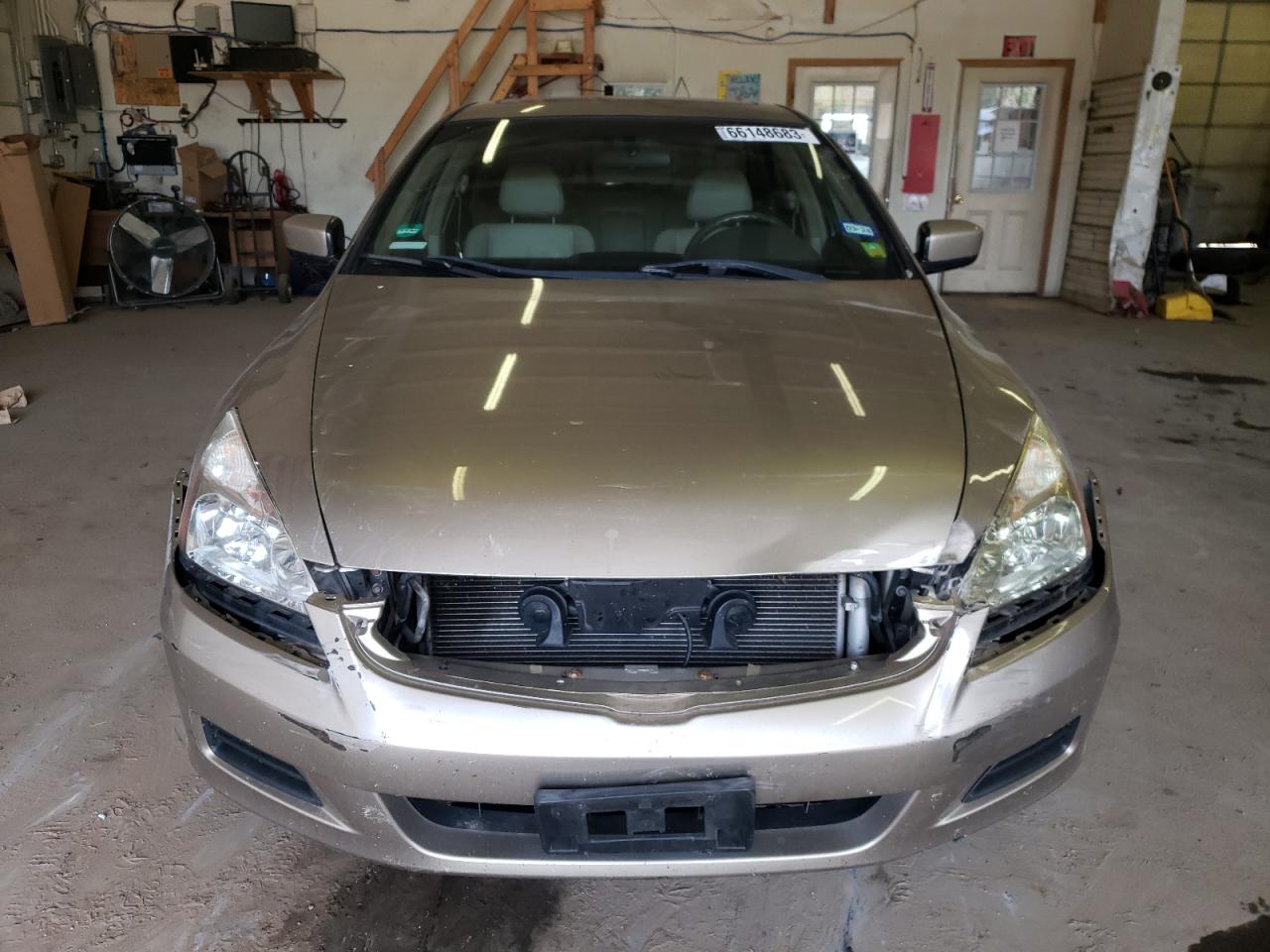 Photo 4 VIN: 1HGCM56856A088916 - HONDA ACCORD 