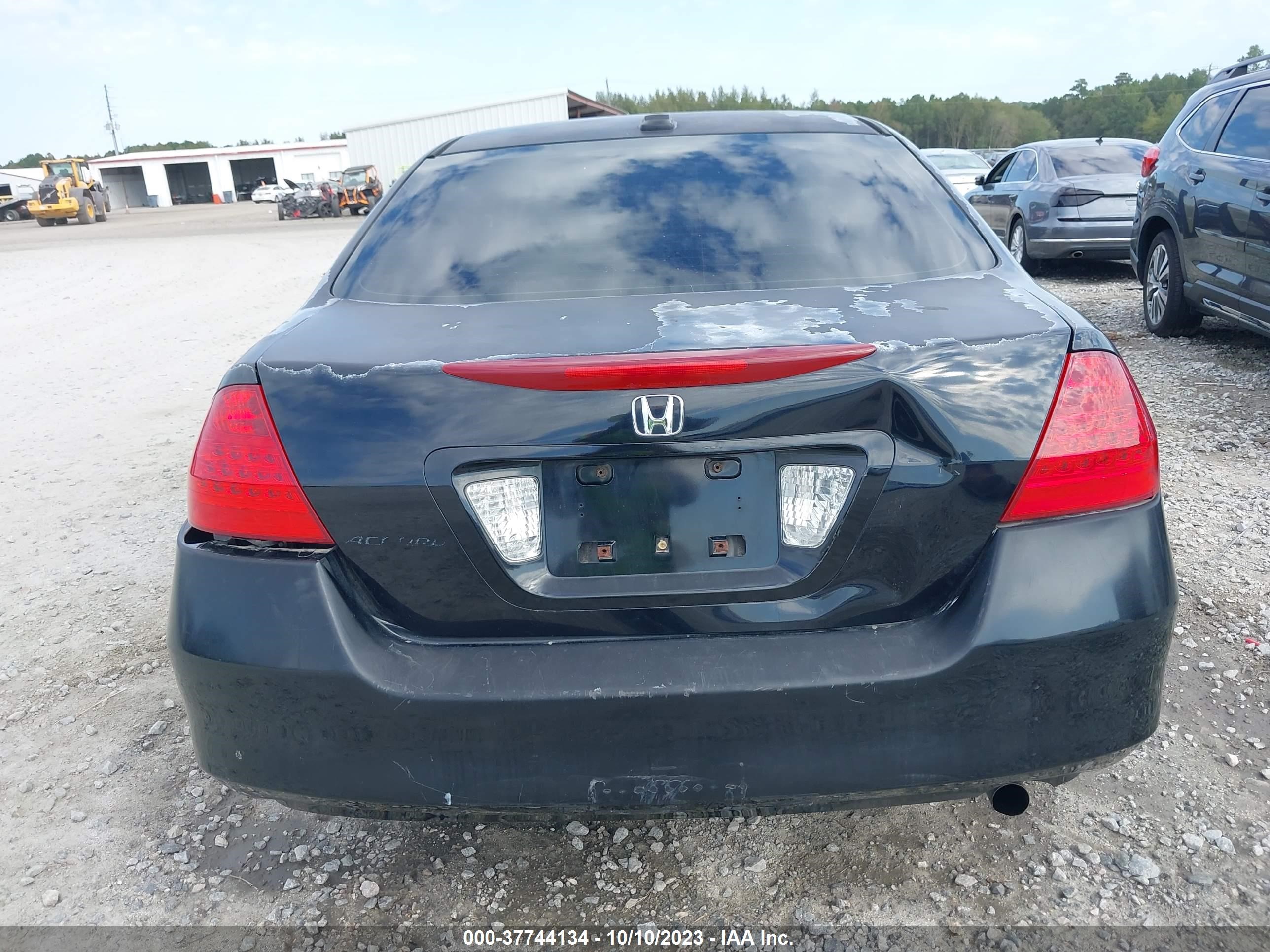 Photo 5 VIN: 1HGCM56856A124684 - HONDA ACCORD 